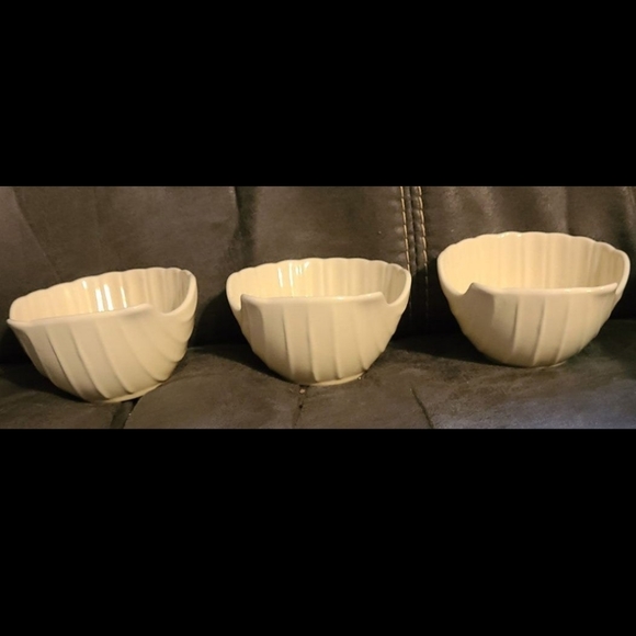 3pc Seashell Stoneware Bowls From Pier 1 - Picture 3 of 6